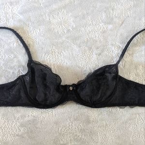 Victoria secret bra size 36B